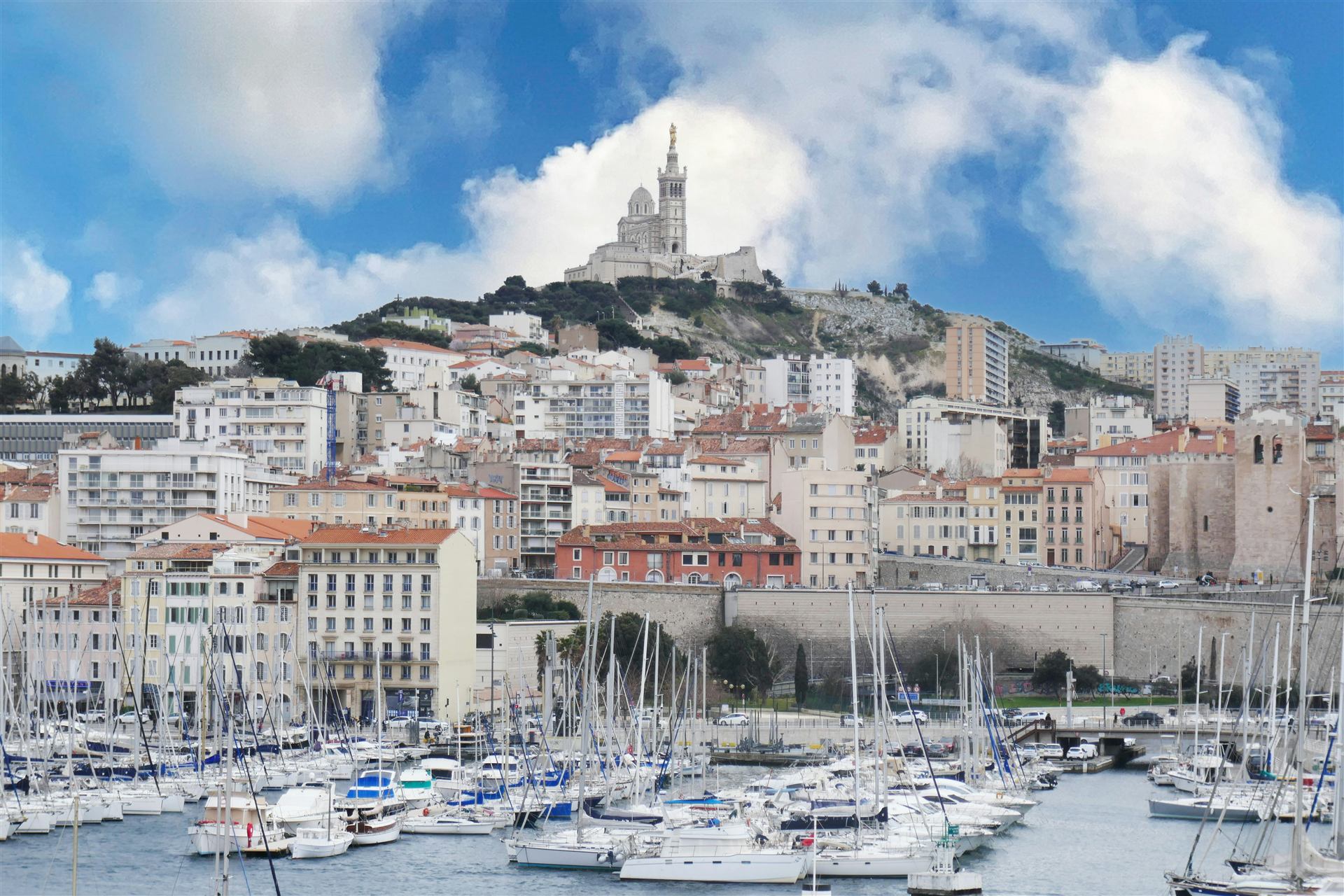 Territoire marseillais — vue sur la ville et la mer